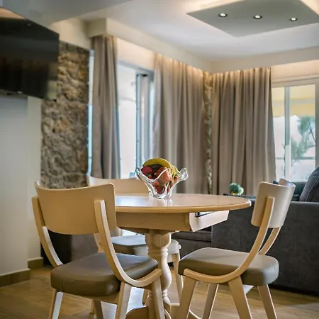 Black Rocks Luxury Seafront * Агиос-Гордиос