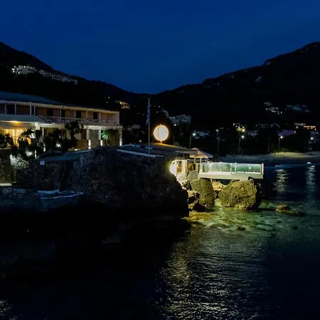 Black Rocks Luxury Seafront * Агиос-Гордиос